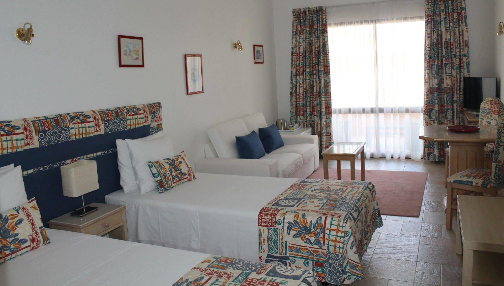 Canavial Garden (Adults Only) Lagos Buitenkant foto